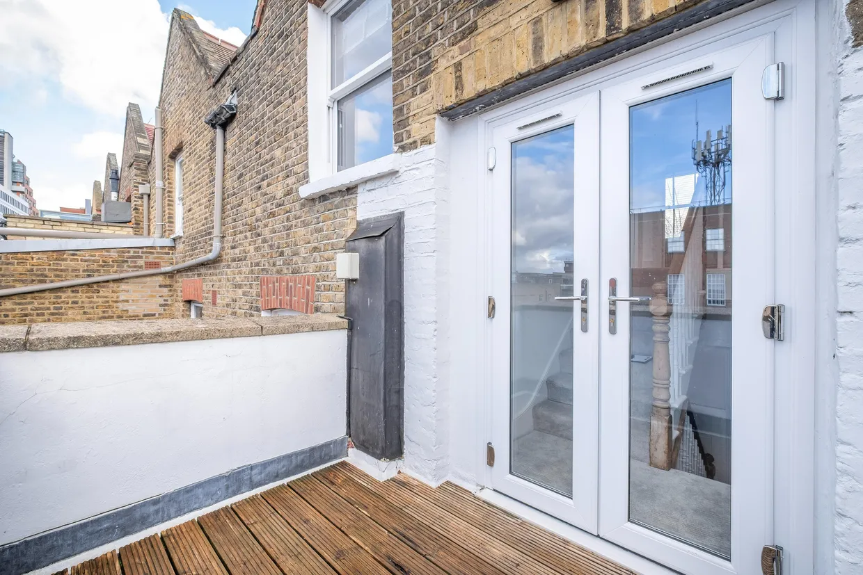 Burstock Road, London, SW15 photo 9