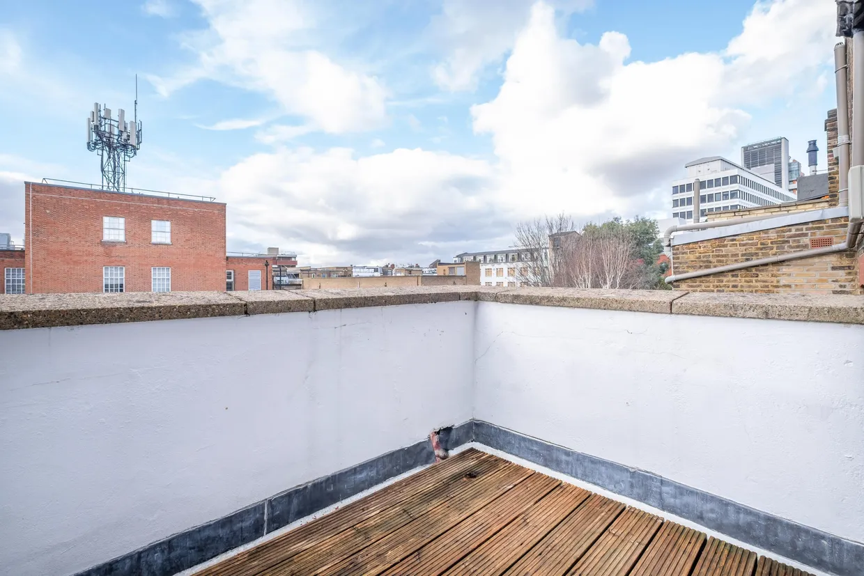 Burstock Road, London, SW15 photo 10