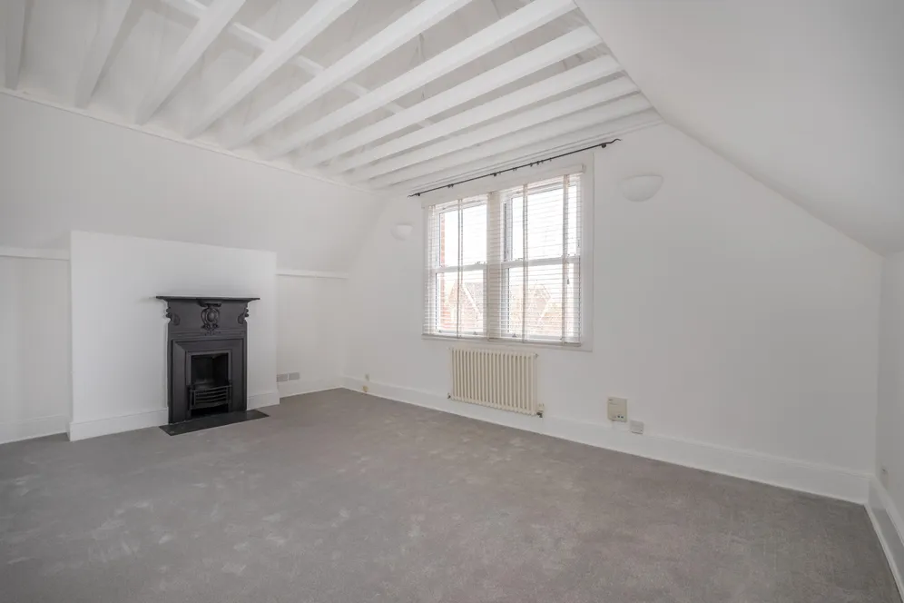 Burstock Road, London, SW15 photo 11
