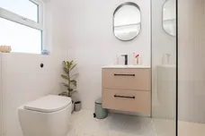 Edna Road, London, SW20 photo 16