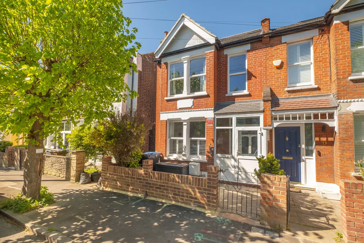 Edna Road, London, SW20 photo 21