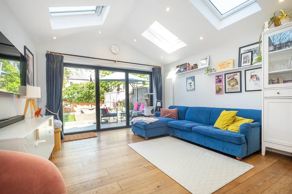 Edna Road, London, SW20 photo 22