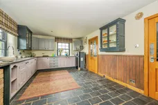 Alstonefield, Ashbourne