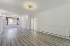 Berry Hill, Stanmore, HA7 photo 2