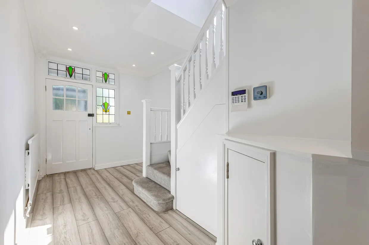 Berry Hill, Stanmore, HA7 photo 5