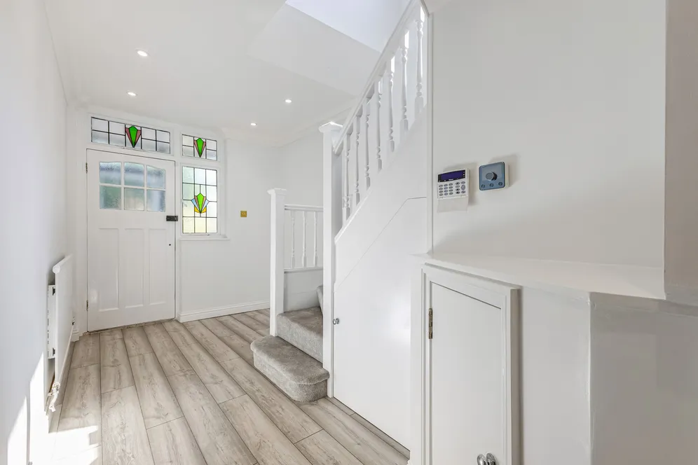 Berry Hill, Stanmore, HA7 photo 5