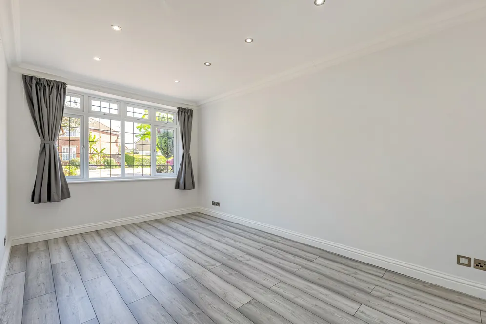 Berry Hill, Stanmore, HA7 photo 12