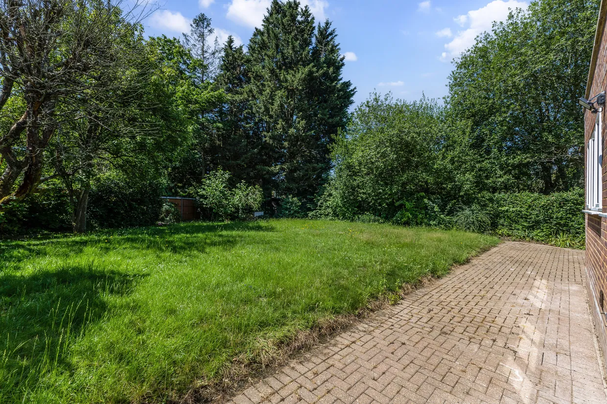 Berry Hill, Stanmore, HA7 photo 21