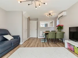 Ten Acre Rise, Patchway, Bristol thumb 2