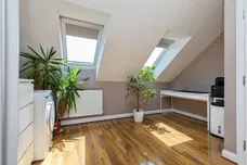 Ten Acre Rise, Patchway, Bristol