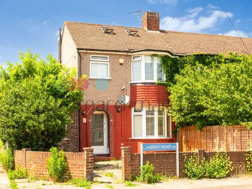 Cameron Road, LONDONphoto