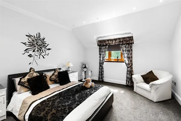 Spring Road, St. Osyth, CO16 photo 32