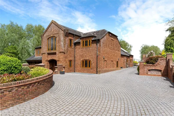 Spring Road, St. Osyth, CO16 photo 48