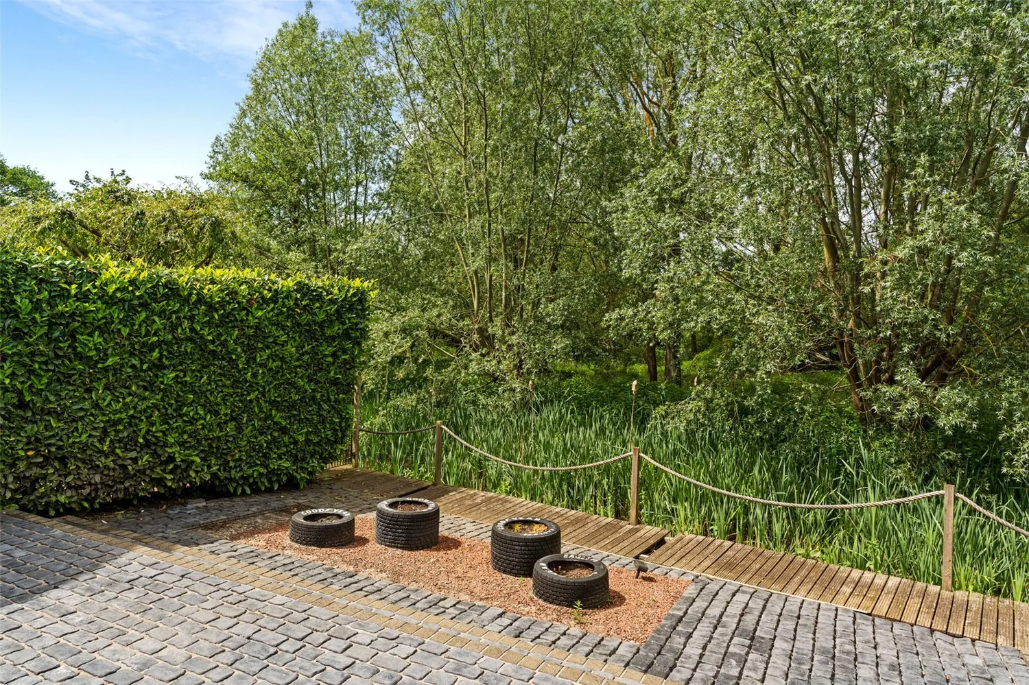 Spring Road, St. Osyth, CO16 photo 55