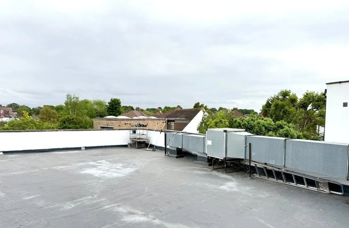 11A Studio 2, Petts Wood, London, BR5