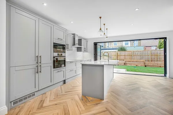 Mereway Road, Twickenham, TW2 photo 8