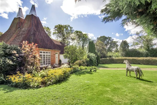 Standen Street, Iden Green, Benenden, TN17 photo 18