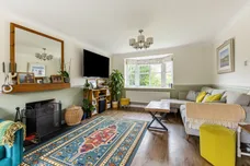 Bircholt Road Liphook GU30 photo 2