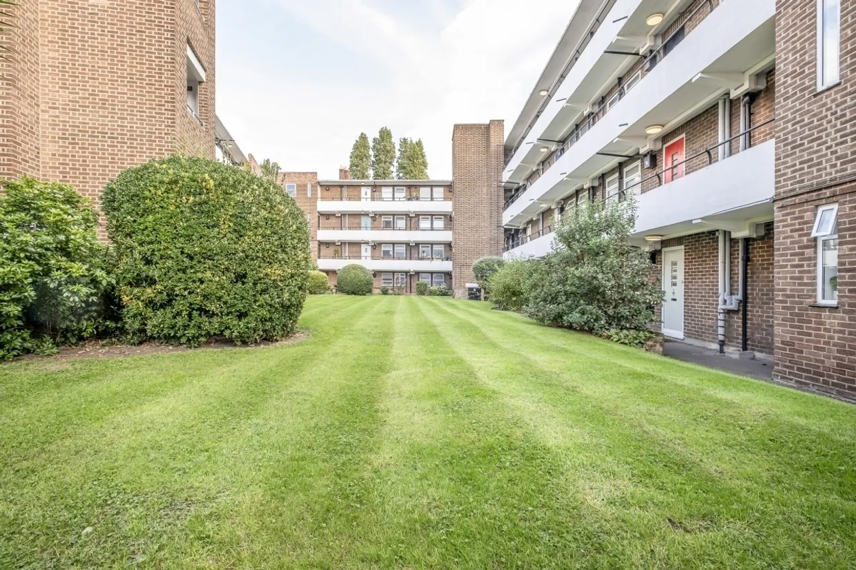 Kimber Road Wandsworth SW18 photo 6