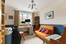 Bircholt Road Liphook GU30 photo 8