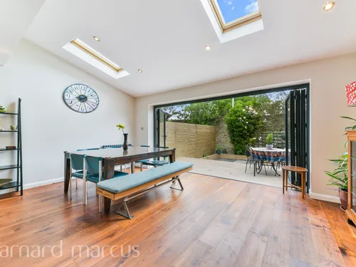 44 Craignair Road, Londonphoto