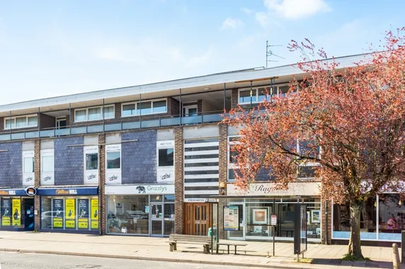 Freshwater Parade Horsham RH12