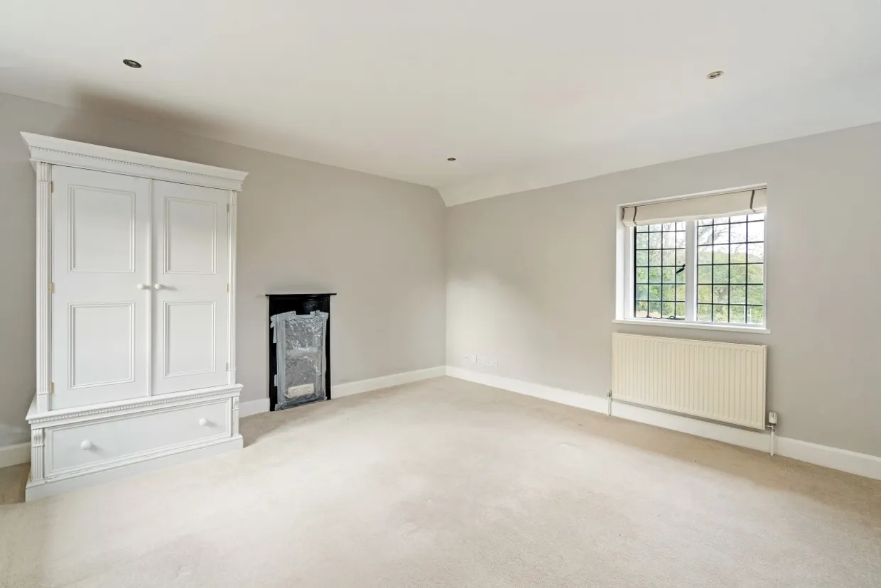 Horsham Road Capel RH5 photo 7