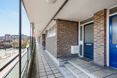 Freshwater Parade Horsham RH12 photo 7