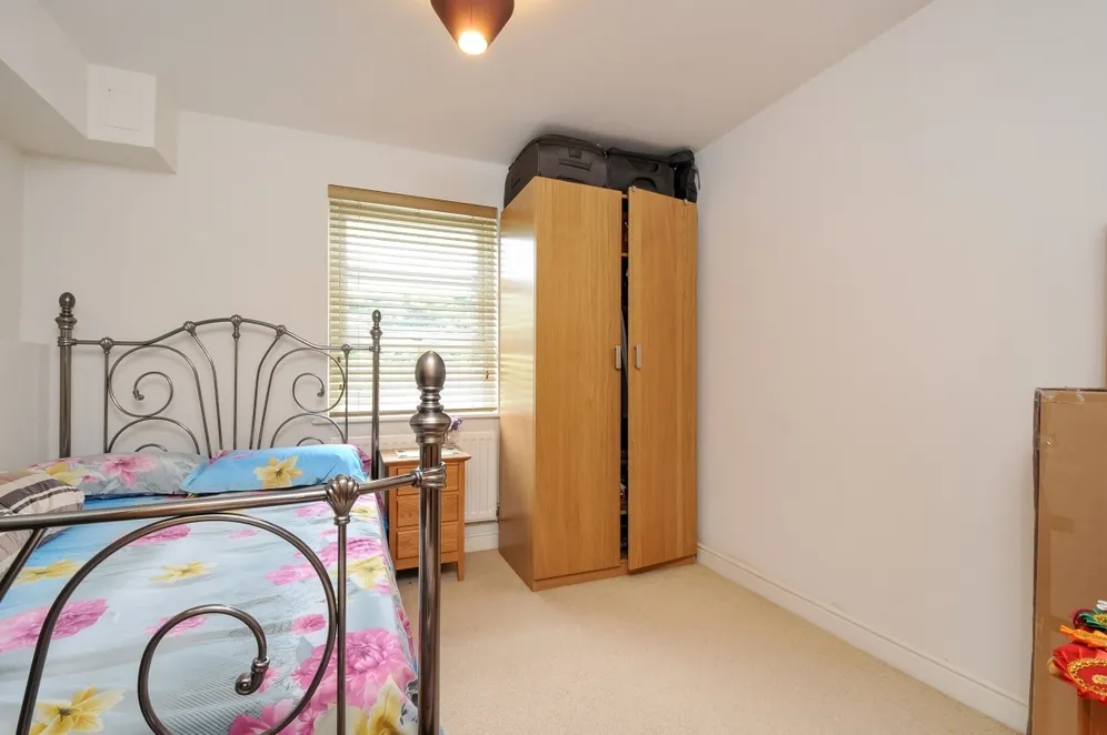 The Quadrant Rickmansworth WD3 photo 8