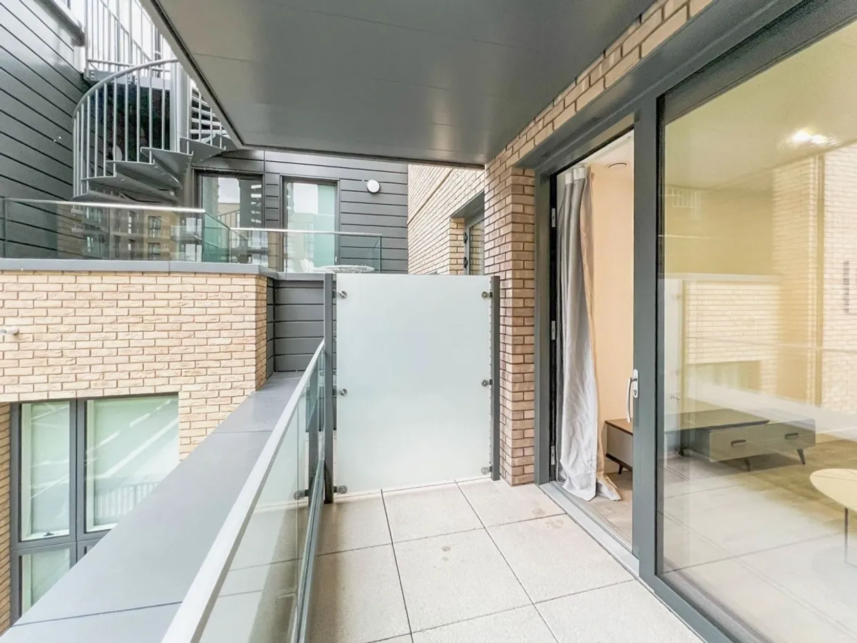 Coster Avenue London N4 photo 13