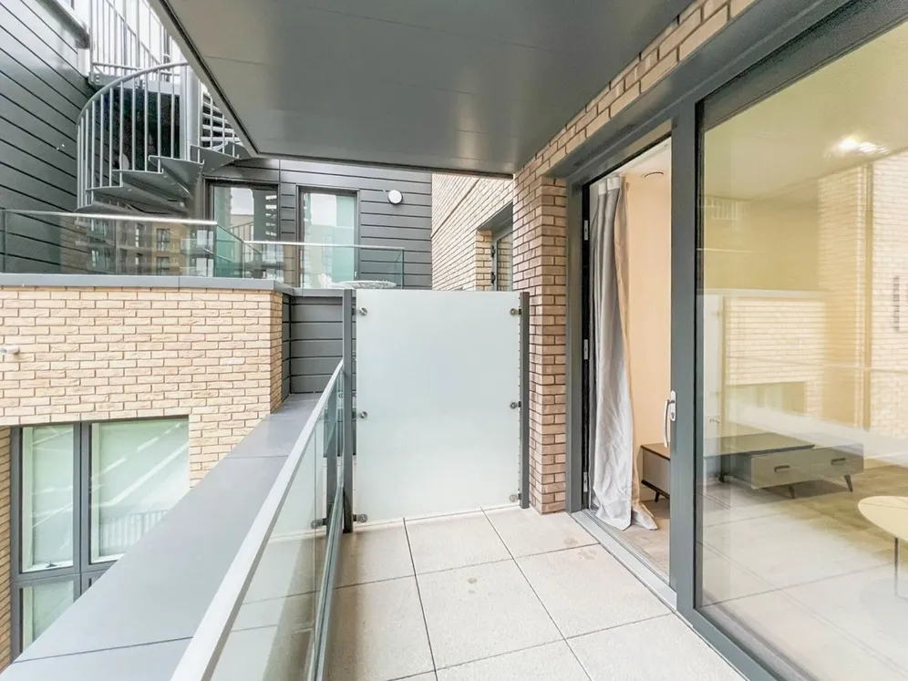 Coster Avenue London N4 photo 13