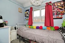 Harley Drive, Leeds