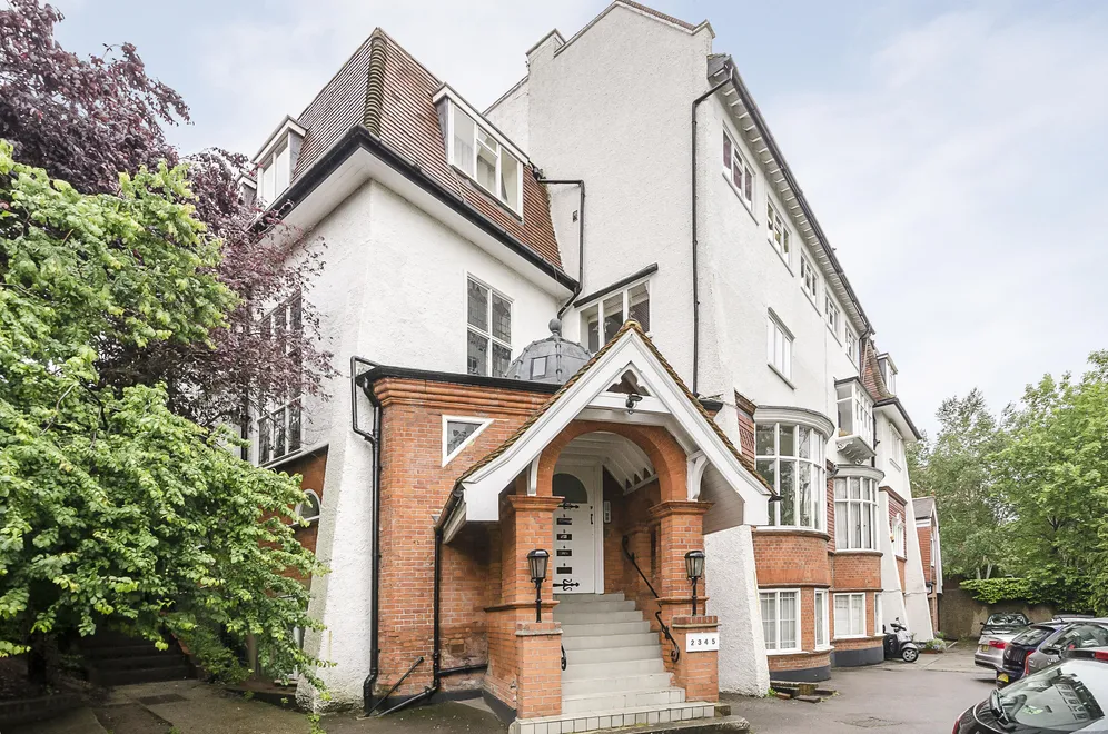 Frognal Lane Hampstead NW3 photo 10