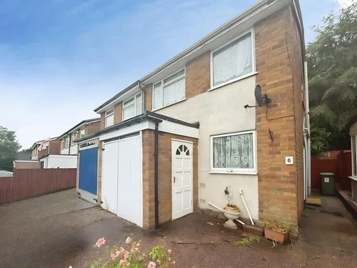 Hinchliffe Avenue, Bilstonphoto
