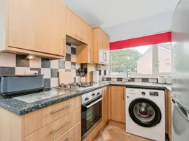 Wellington Place, Knottingley thumb 2