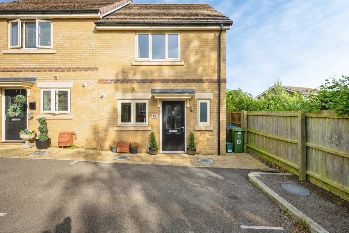 Meadow Way, Wing, Leighton Buzzard