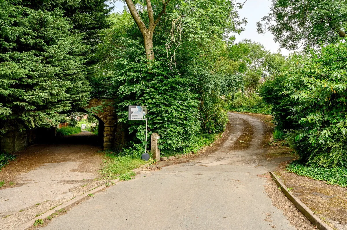 Station Lane, Thorner, LS14