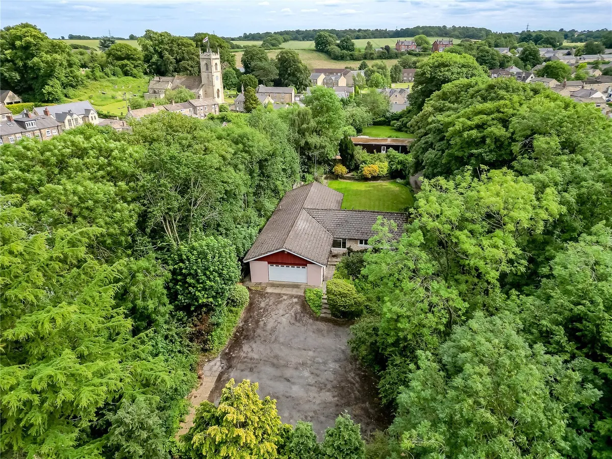 Station Lane, Thorner, LS14