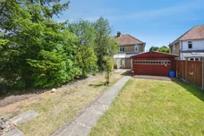 High Road, Broxbourne
