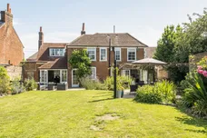 High Street, Redhill, RH1 photo 9