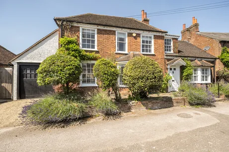 High Street, Redhill, RH1