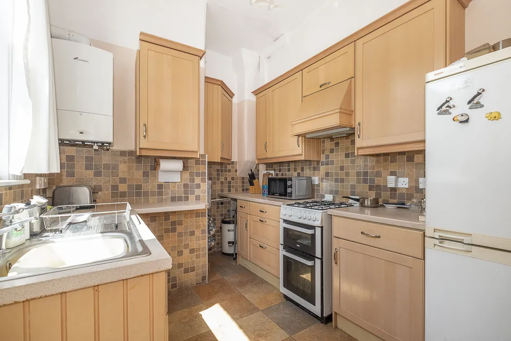 Dudley Road, London, SW19 photo 4