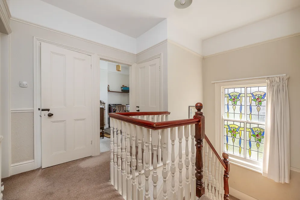 Dudley Road, London, SW19 photo 5