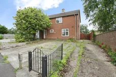 Lawford Lane, Rugby