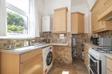 Dudley Road, London, SW19 photo 13