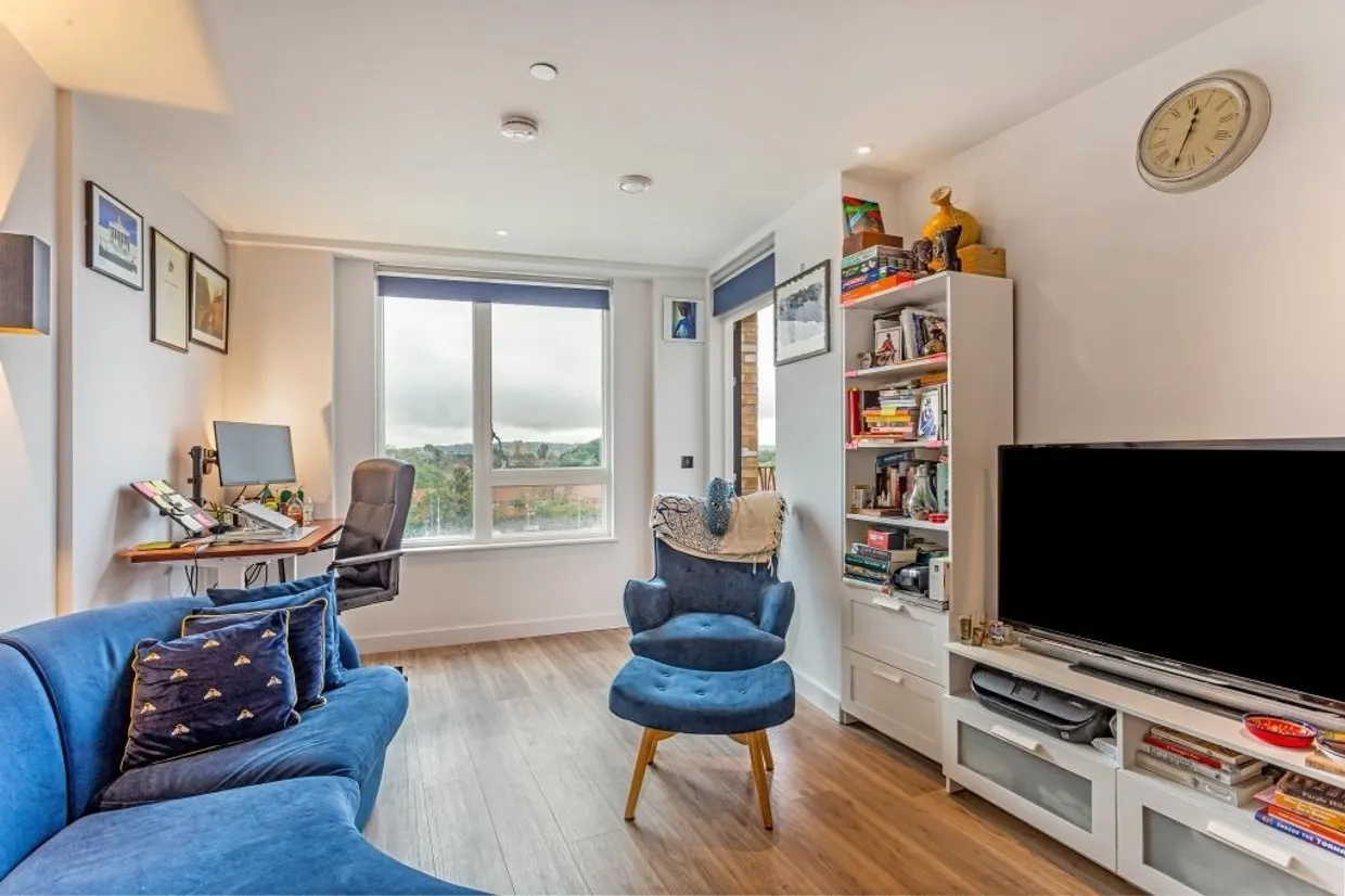 Merrion Avenue Stanmore HA7 photo 4