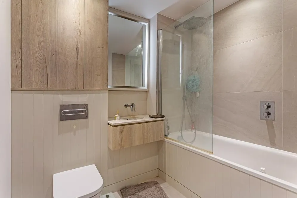 Merrion Avenue Stanmore HA7 photo 6