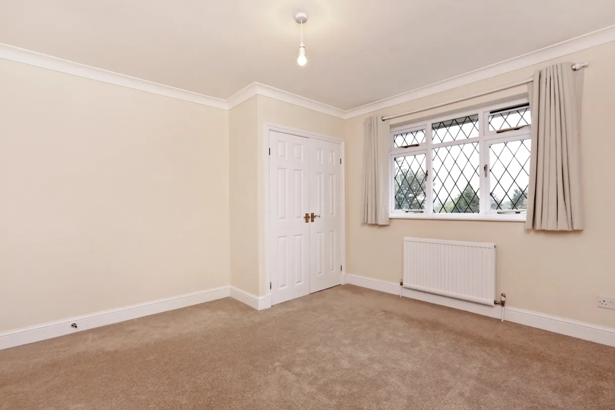 Pheasants Way,Rickmansworth photo 8