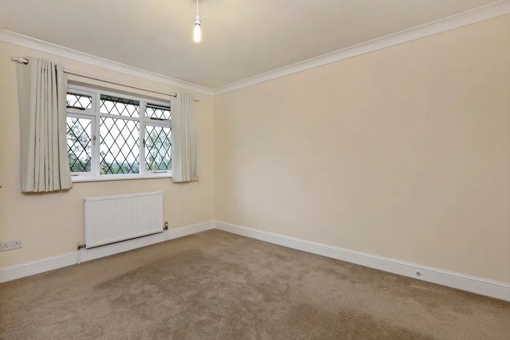 Pheasants Way,Rickmansworth photo 11