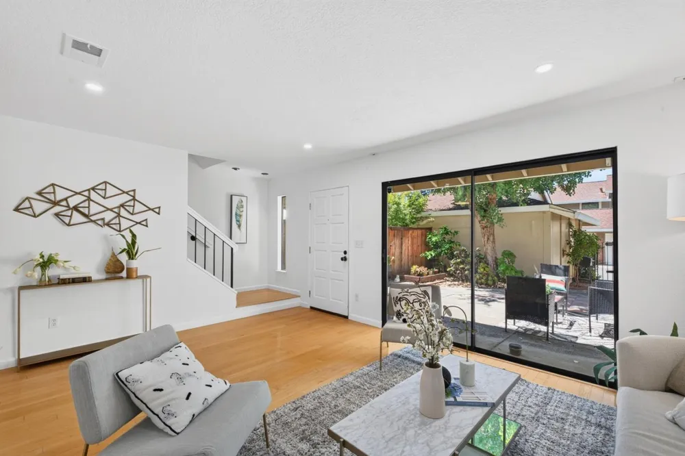 7642 Arbor Creek Cir, Dublin, CA 94568